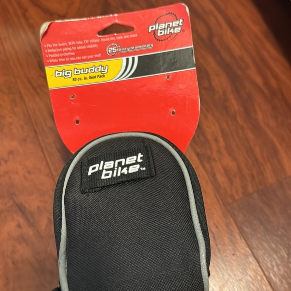 Black holder for bike - Picture 2 of 3